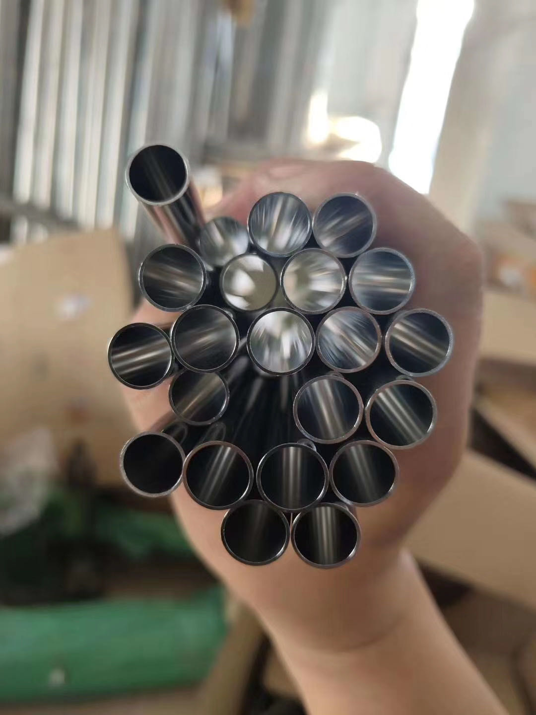 304不銹鋼管需求恢復(fù)緩慢，料今跌幅收窄，部分品種或止跌趨穩(wěn)